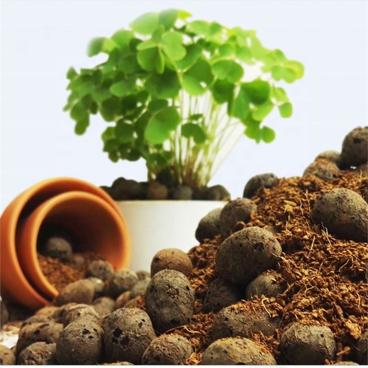 Premium Coir Mix 60/40 tub with coco coir and clay pebbles for hydroponic growing and root support